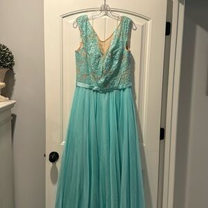 Sherri Hill Formal Gown